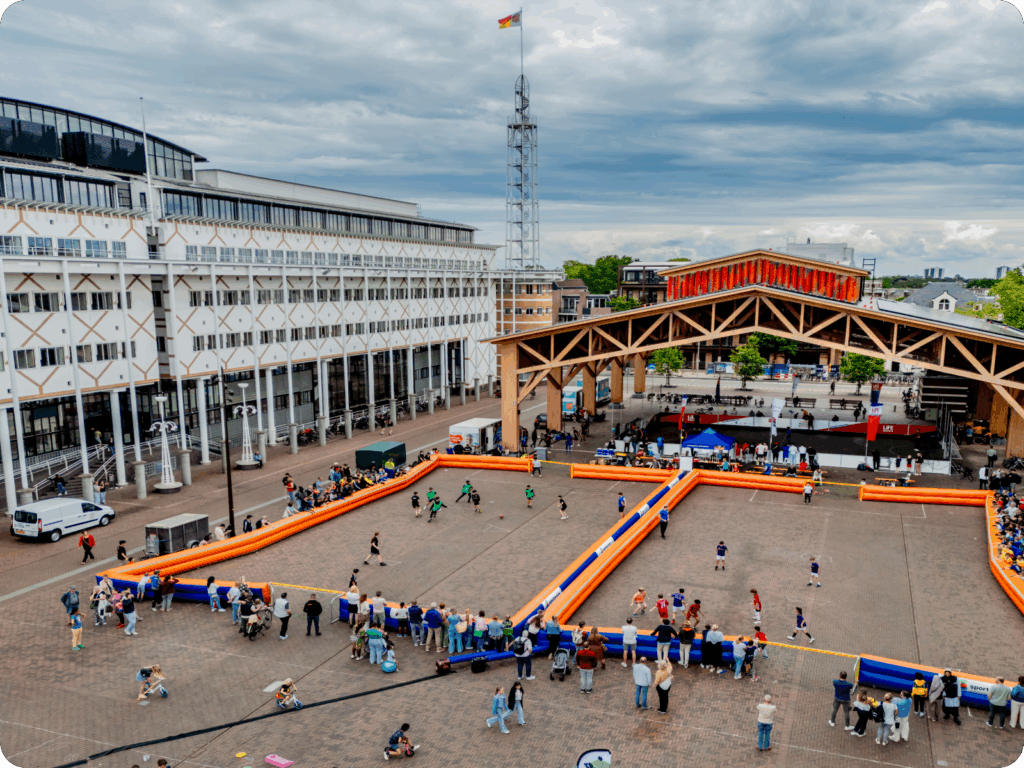 Beweegfestival op het marktplein in Apeldoorn